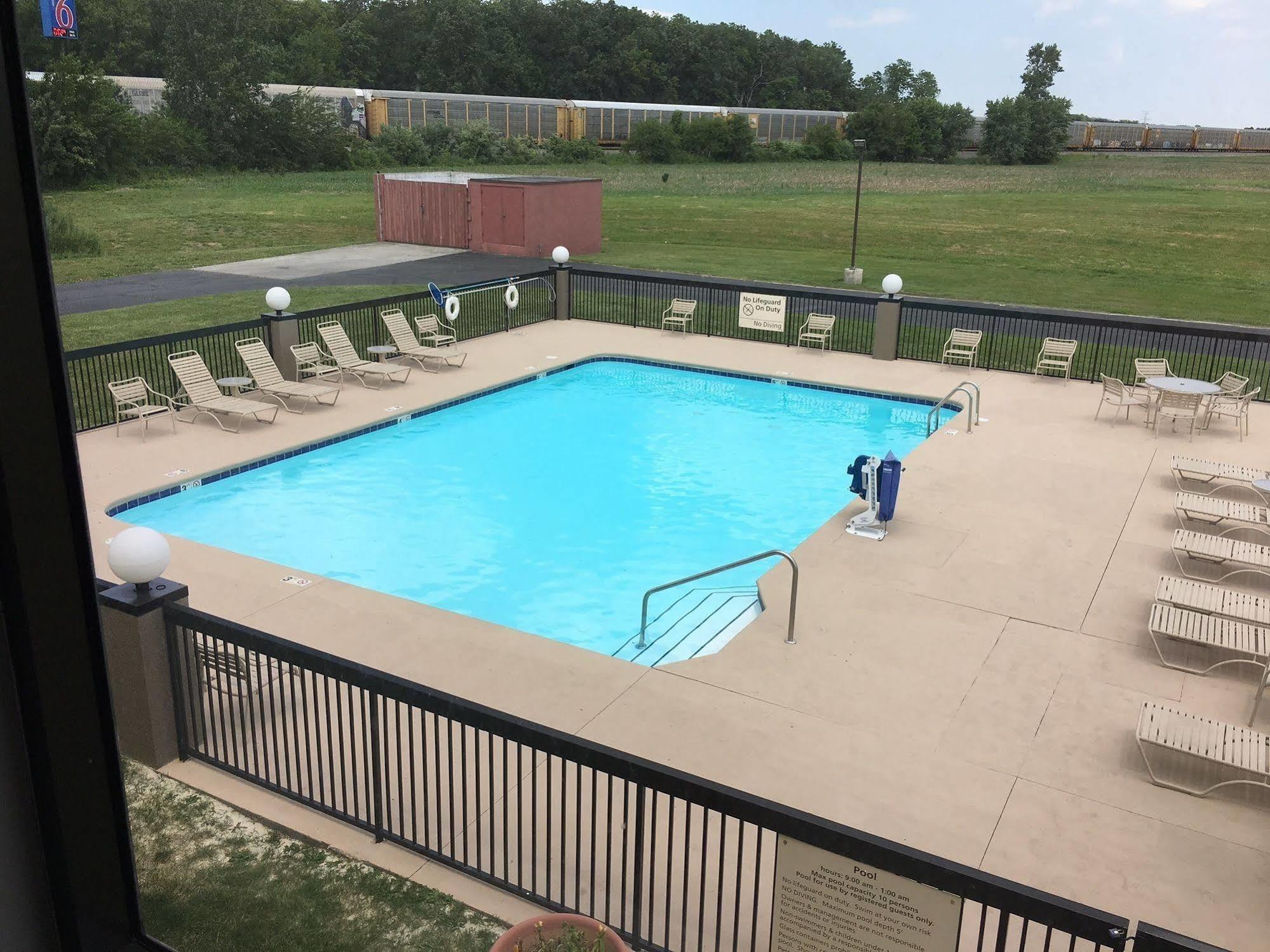 Country Inn & Suites By Radisson, Sandusky South, Oh Milan Dış mekan fotoğraf